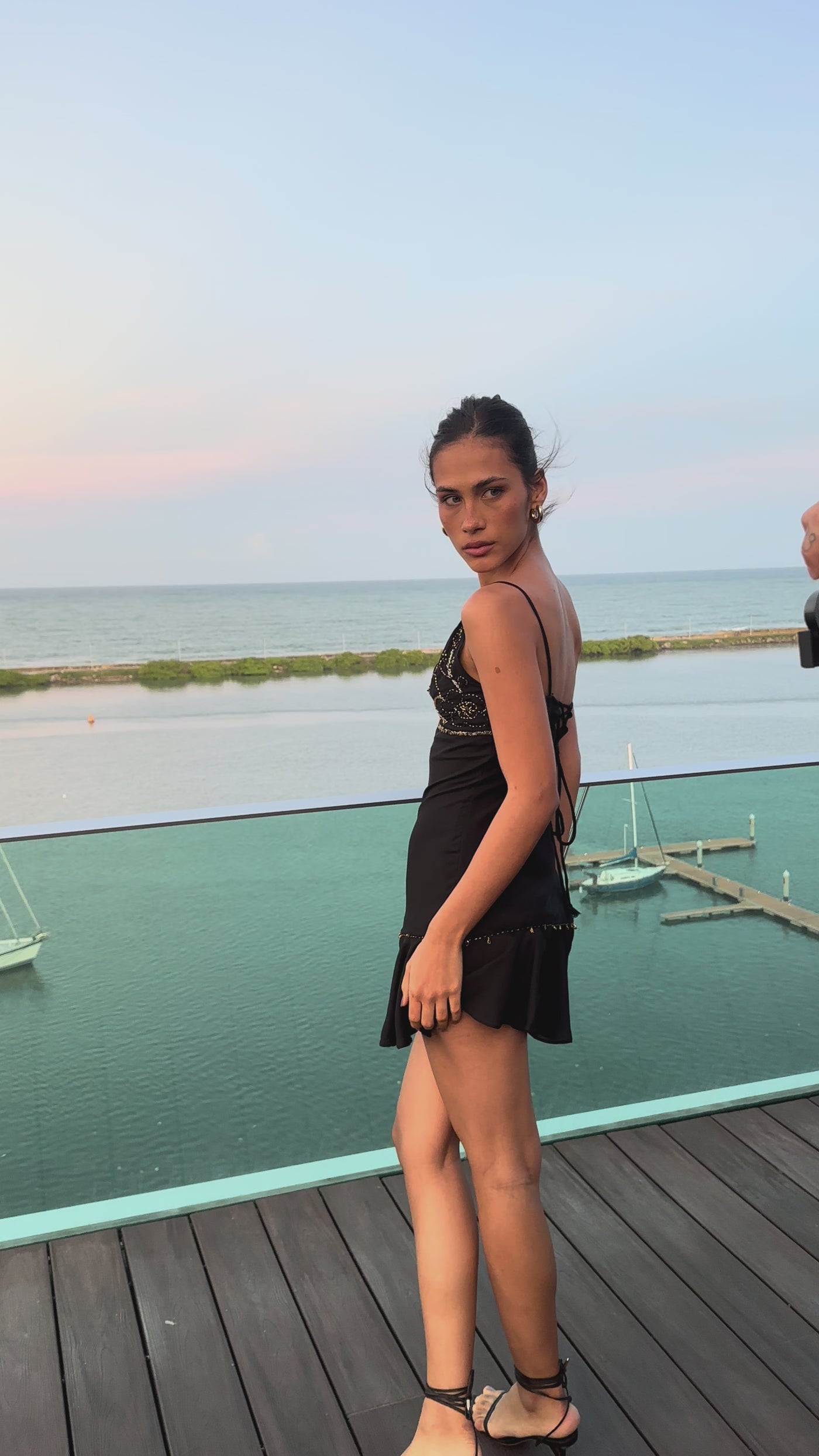 Vestido Bordado Preto